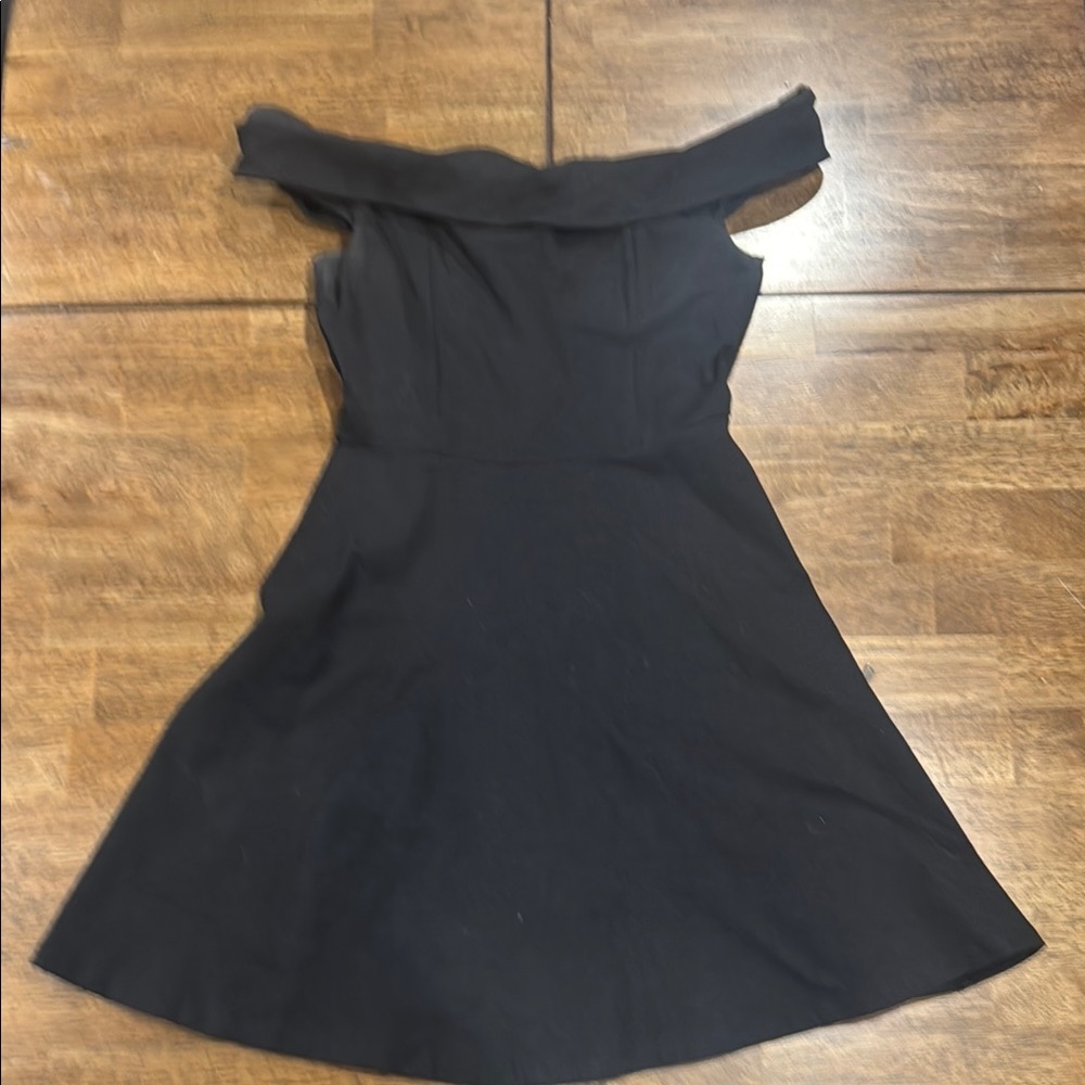 Lulu’s Elegant Black Off-Shoulder Dress